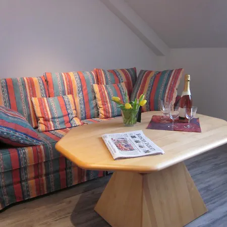 Wolfsschlucht Hotel *